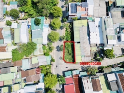 n lô góc 130m2 mặt tiền đường Cẩm Thành 2.x tỷ, sổ hồng sẵn tại Quảng Nam