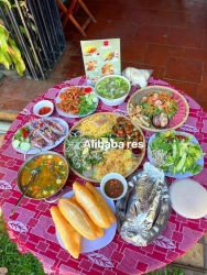 Nhà ai đám tiệc linh đình cho em góp bàn như hình được không tại Quảng Nam