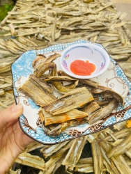 Cá đét lạc không tẩm, rim hay chiên ăn hao cơm lắm tại Quảng Nam
