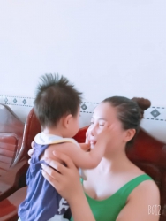Video nói lên tất cả  Phải nói là ố chề khi thân thể mình như vậy?? Còn bây giờ thì đã về đích an tại Quảng Nam