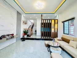 Nhà 2 tầng 2 mặt kiệt ôtô Tôn Đản Hòa Phát Cẩm Lệ Đà Nẵng tại Quảng Nam