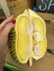 Tách trái nhỏ nhỏ mà hến ngon xỉu ngọt lịm béo ngậy luôn đấy tại Quảng Nam