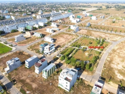 Đường 17,5m KĐT Phú Mỹ, Hướng Đông, Ngay Cổng Dự Án, SHR, Giá 1 Tỷ 5xx Triệu tại Quảng Nam