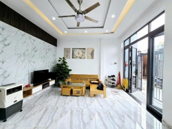 Nhà 2 tầng 2 mê trên 1 tum 2 mặt kiệt -Trần Đình Tri tại Quảng Nam