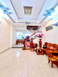 n nhà 3 tầng mặt tiền đường 7m5 Nguyễn Xí - Hoà Minh - Liên Chiểu tại Quảng Nam