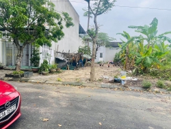 t Góc và View Công Viên, Hướng Tây tại Quảng Nam