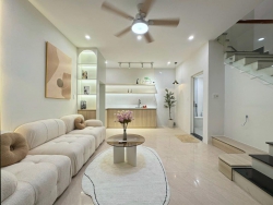 Cho thuê nhà 2 tầng kiệt Trần Quốc Toản, Hải Châu tại Quảng Nam