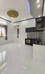 n nhà cấp 4, đẹp, kiên cố 3 phòng ngủ, sân xe rộng rãi, đường 5m ôtô thông ngay Tôn Đản tại Quảng Nam