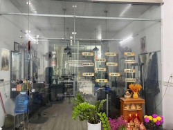 Cần thanh lý kính cường lực ai cần iphone tại Quảng Nam