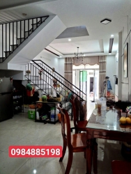 Bán nhà Trường Chinh Mới Kiên Cố 2 tầng 84m2, 3 phòng ngủ tại Quảng Nam