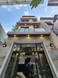 n nhà 4 tầng Full nội thất, phố thời trang tại Quảng Nam