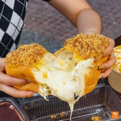 Bánh phô mai chảy chà bông siêu ngon tại Quảng Nam