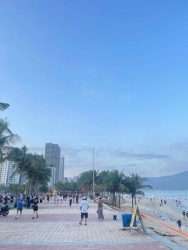 Nhà 04 tầng đường Cao Bá Quát song song Trần Hưng Đạo tại Quảng Nam