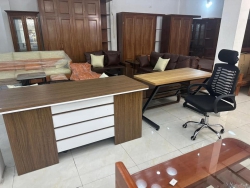 Tìm Mua Work Desk để Trang Trí Phòng làm việc của Bạn tại Quảng Nam