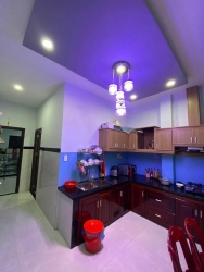 Nhà 3 tầng - Diện tích 100m2 TT Quận Sơn Trà - Sát Nguyễn Văn Thoại - Ngang 4m tại Quảng Nam
