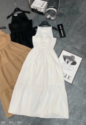 Đầm tiệc sát nách yếm dáng dài siêu xinh tại Quảng Nam