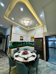 Nhà đẹp 3 Tầng 3 Mê đúc kiên cố, full nội thất 2 mặt kiệt trước và sau đường Hoàng Diệu, Hải Châu, Đà Nẵng tại Quảng Nam