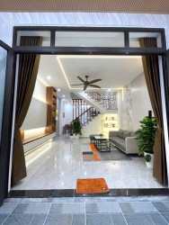 Nhà 3 tầng k126 / 10 Trần Cao Vân Dt 60m Hướng Tây Bắc 3pn rộng 2vw pt pk bếp sân để xe sân phơi... tại Quảng Nam