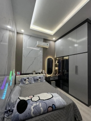 Phòng nhỏ - chật hẹp. Nhưng vẫn đầy đủ công năng sử dụng. tại Quảng Nam