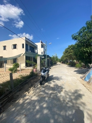 n lô đất phía Nam và phía Bắc đường chính bê cốn tại Quảng Nam