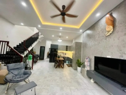 Chủ cần tiền bán nhà 2 tầng mới đẹp, mặt tiền Cẩm Bắc 4 - Cẩm Lệ tại Quảng Nam