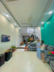 Nhà 2 Tầng Đường 10m5 Lề 4M Phạm Bằng tại Quảng Nam