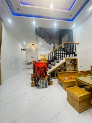 Bán nhà 3 tầng 3 mê, diện tích 131m2, gần Biển tại Quảng Nam