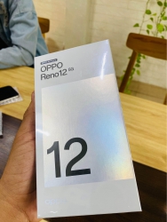 Máy ảnh Reno 12 5G Ram 12/256 Gb màu bạc new seal chưa active tại Quảng Nam