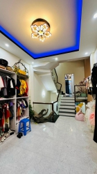 Bán nhà 3 tầng mặt tiền kinh doanh trung tâm thành phố tại Quảng Nam