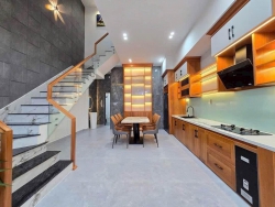 Siêu phẩm 3 tầng mặt tiền đường 5.5m HOÀ PHÚ tại Quảng Nam