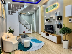 Bán nhà 3 tầng mặt tiền kinh doanh đường Cù Chính Lan tại Quảng Nam