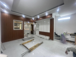 KIỆT OTO Hùng Vương gần Hồ Hàm Nghi tại Quảng Nam