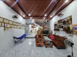 NHÀ MỚI XÂY, MẶT TIỀN ĐƯỜNG 7M5 ĐƯỜNG MAI VĂN NGỌC tại Quảng Nam