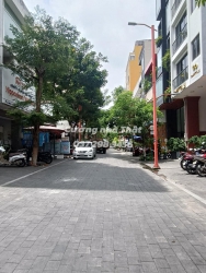 Chủ về hưu cần bán - Toà căn hộ dịch vụ 8 tầng phố đi bộ An Thượng - cách biển Mỹ Khê 200m tại Quảng Nam