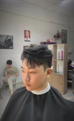 Tuyển Thợ Cắt Tóc Nam và Massage Mặt tại Quảng Nam