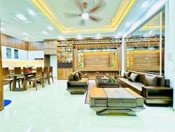 Siêu phẩm nhà 3 tầng mới 100% đầy đủ tiện nghi tại Quảng Nam