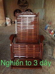 Ghế nghỉ thư giãn với 3 dây thừng, gỗ chắc chắn, đẹp tự nhiên tại Quảng Nam