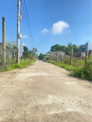 Đất hơn 100m2 đường ô tô thông thoáng sạch sẽ không cấn tâm linh tại Quảng Nam