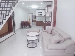Bán Nhà Mê Lửng Đúc - Mặt tiền 32 Trường Chinh- Diện Tích : 76m2- Vị Trí : Gần Trường Học, Chợ. Gần tại Quảng Nam
