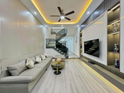 Chính chu gửi bán nhà trung tâm kiệt Oto cù chính lan tại Quảng Nam