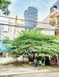 CHỔ Ở TUYỆT VỜI, THUẬN TIỆN CHO KINH DOANH GRAB APARTMENT, VÙNG TÂY CHỈ 300M ĐẾN BIỂN MẬP XA, ĐỐI DIỆN TRƯỜNG TIỂU HỌC LÊ LAI 2 tại Quảng Nam