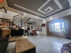 Nhà căn góc 2 tầng, đường Hói Kiểng- Nam Hoà Xuân tại Quảng Nam