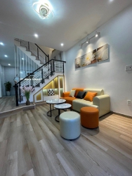 n nhà 2 tầng 2 mê đúc + 1 tum sân chill khu Kiệt Cù Chính Lan tại Quảng Nam
