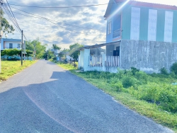 Cần bán đất mt đường nhựa trục chính Lệ Sơn 2, Hòa Tiến tại Quảng Nam