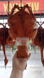 Còn nửa con vịt quay, 1 con gà nướng. Khách ăn alo e ship ạ. tại Quảng Nam