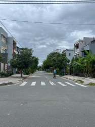 n lô đất đường 7m5, thuộc khu biệt thự ven sông Hòa Quý tại Quảng Nam