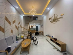 Bán Nhà 2 Tầng 2 Mê Kiệt Ô Tô 4m Tô Hiệu Cách tại Quảng Nam