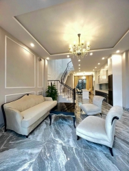 n Siêu Phẩm 3 Tầng Mặt Tiền Đường Vũ Quỳnh tại Quảng Nam