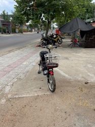 Cần bán xe điện Honda bình mới còn bảo hành 9 tháng - xạc mới tại Quảng Nam