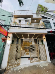 Nhà 2 Tầng Kiệt trước nhà rộng 4m Lê Duẩn tại Quảng Nam